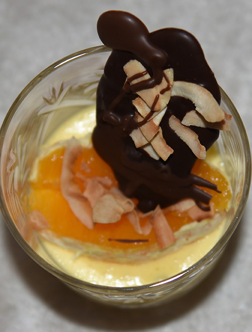 Ingredienser 2-3 Appelsiner (1½ dl saft) 1 dl Sukker 5 Egg 40 g Smør (valgfritt) 3 pl Gelatin (valgfritt) 2 dl Fløte