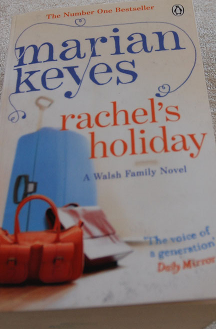 Keyes, Marian(1997), «Rachel’s holiday». Penguin books COVER