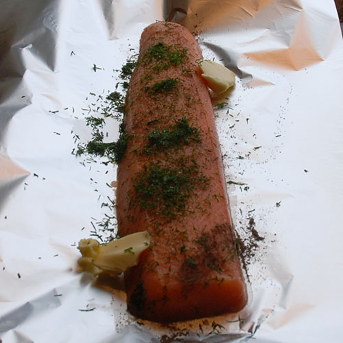 Laks med dill stekt i ovn Ingredienser 1 Lakseside 2-3 ss Smør Salt, pepper Dill