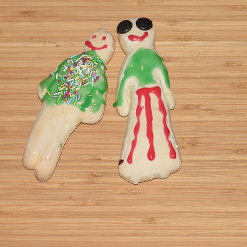 Kakemenn etter oppskrift fra Baker Brun Ingredienser: 750 g Sukker ½ l Vann (lunkent) 1 ss Hornsalt 1 ts Vaniljesukker Ca. 1 kg Hvetemel