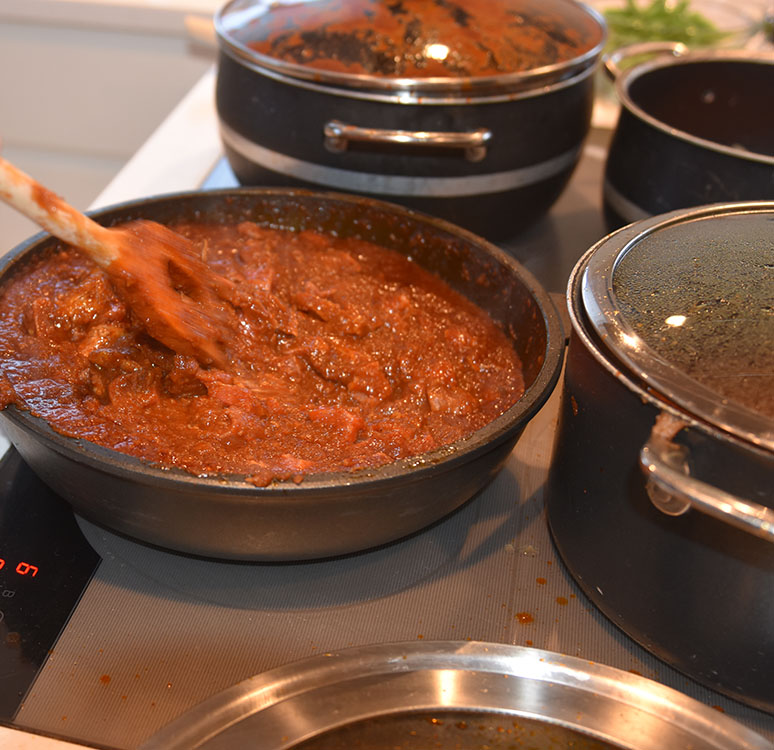 20200229 - Eritreisk "matlagingskurs" hos våre venner fra Eritrea