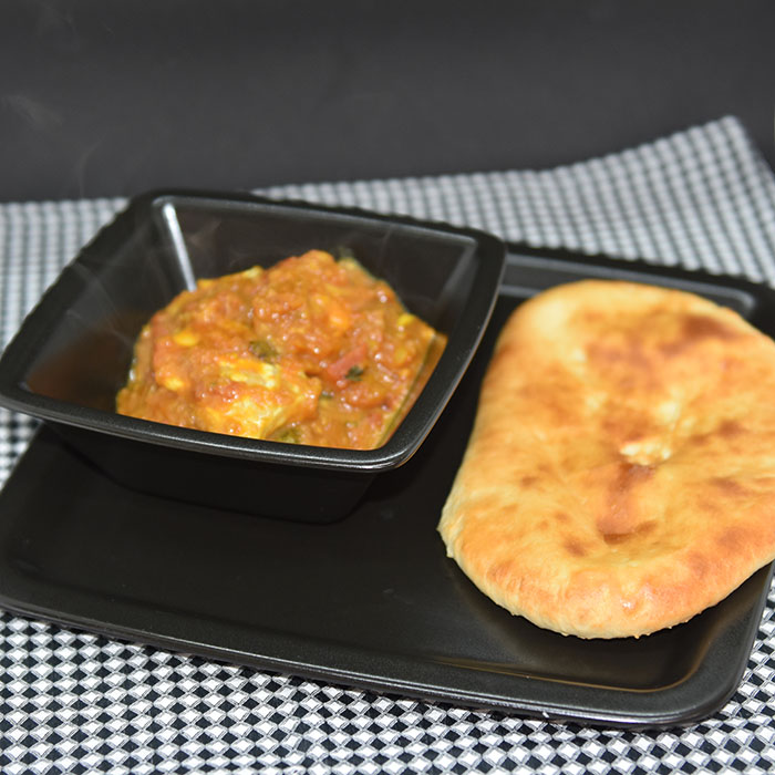 Fisk Madras Ingredienser: 4 ss Olje 1 ss Sennepsfrø 1 Løk 3 fedd Hvitløk 30 Karri blader /Curry leaves 1 ss Karri (eller en terning) 2 ts Kajennepepper/chilipulver 2 ts Koriander 2 ts Gurkemeie 1 bx Tomater (ca. 400 g) 1 ss 1 ss eddik (7 %) 1 ss Brunt sukker 1 ts Salt 700 g Fisk (hvit)