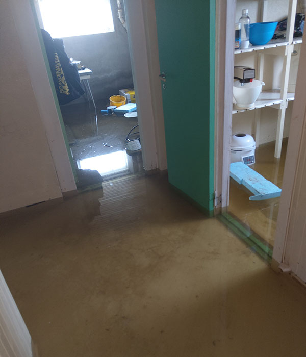 Oversvømmelse i kjelleren på sommerhuset vårt - mai 2020