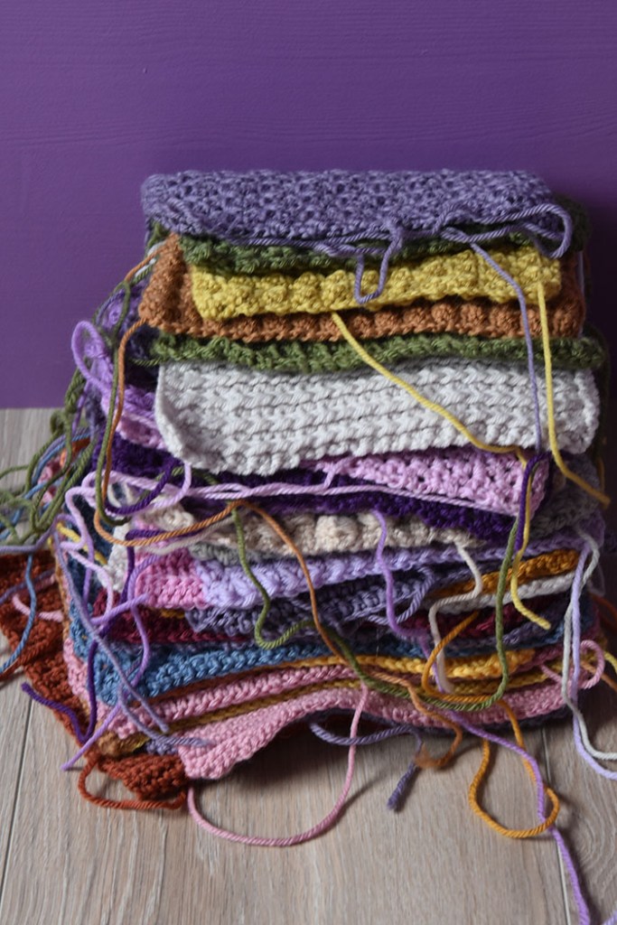 Sommerprosjektet 2020 - lappeteppe, sengeteppe, ulike hekleteknikker https://heidisboble.no/