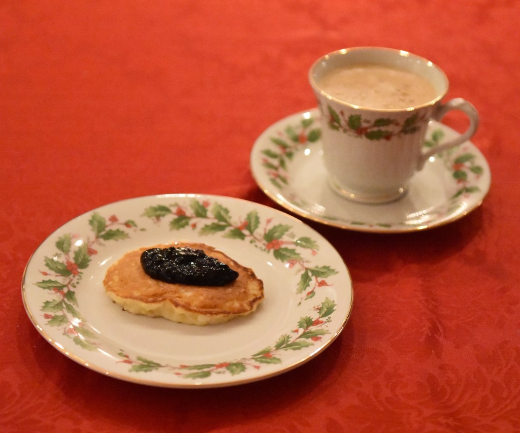 Rislapper Ingredienser: 5 dl Risengrynsgrøt (ferdig kokt) 2 Egg 2 dl Hvetemel ¼ ts Salt (valgfritt) Smør (til steking) https://heidisboble.no/ @heidisboble