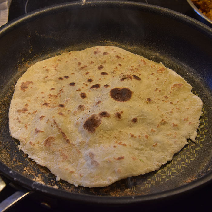 Kebablefser: 375 g Yoghurt (avrent) 375 g Hvetemel ½ ts Salt https://heidisboble.no/ @heidisboble