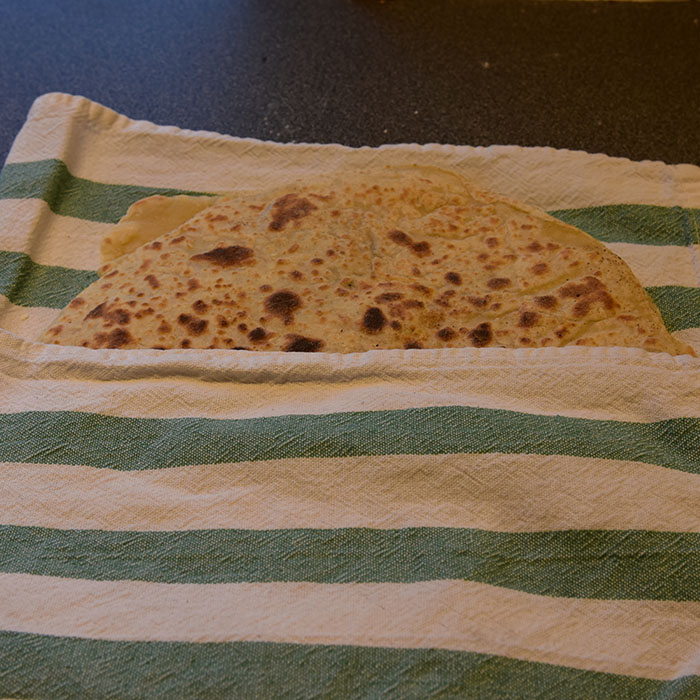 Kebablefser: 375 g Yoghurt (avrent) 375 g Hvetemel ½ ts Salt https://heidisboble.no/ @heidisboble