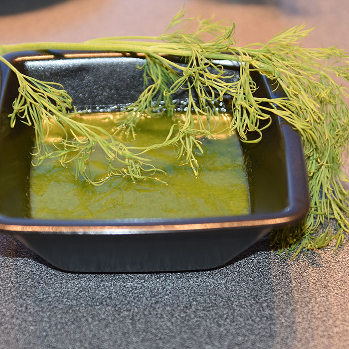 Dillolje: 1 ½ - 2 Dill (krukker) 2 dl Olje (soya) Salt https://heidisboble.no/ @heidisboble