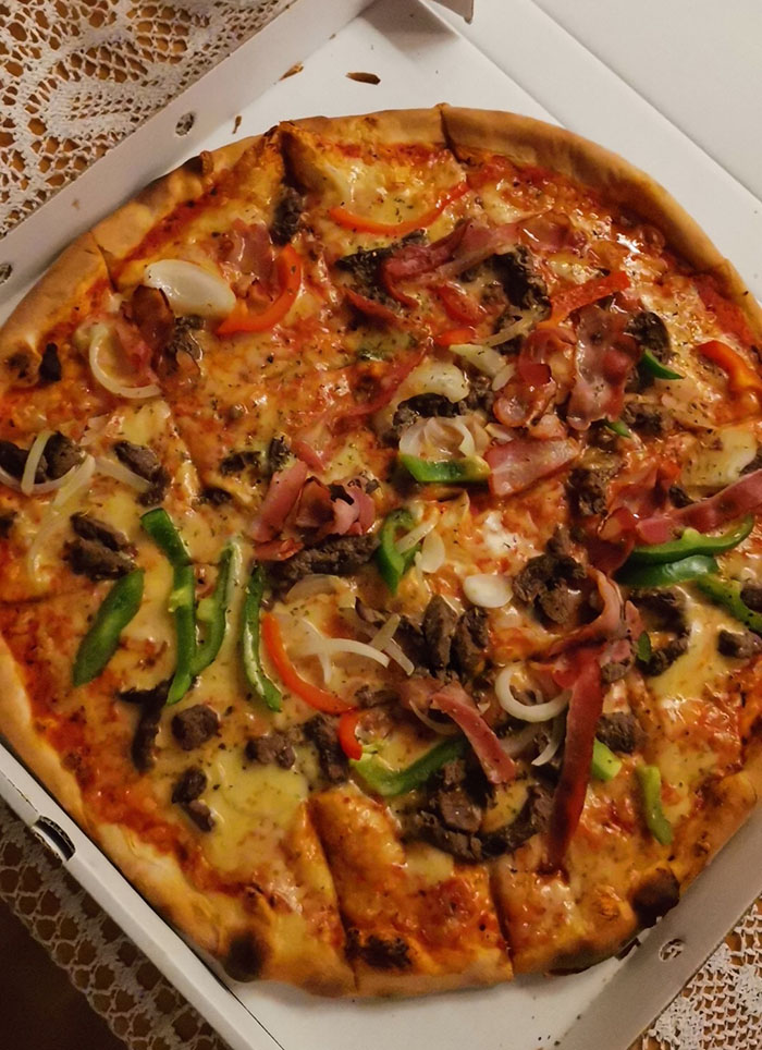 Pizza fra Piccoli Fratelli Piccolifratelli, Jakobslivegen 59, 7058 Jakobsli https://heidisboble.no/ @heidisboble