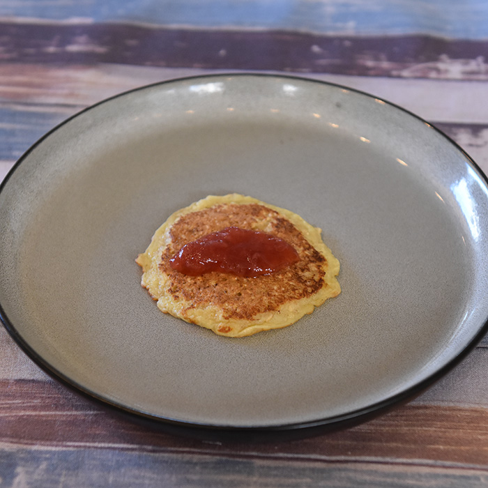 Havrelapper Porsjoner Tid Vanskelighetsgrad 4 20 min. Enkel Ingredienser: 200 g Havregryn (eller havremel) 1 ts Bakepulver 2 Egg 3 dl Melk Smør https://heidisboble.no/ @heidisboble