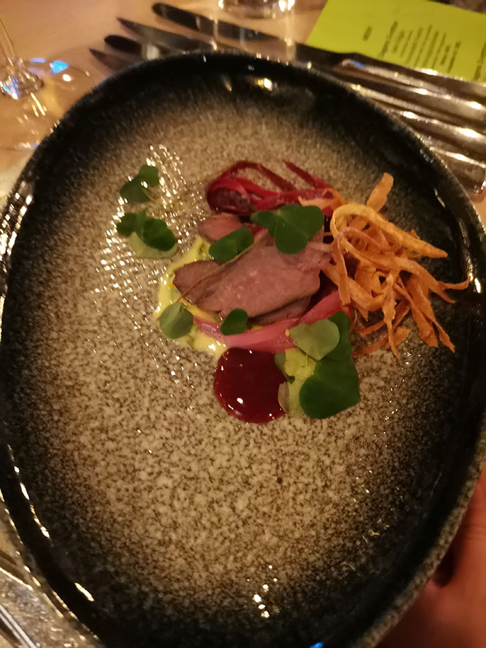 Røkt villgås Restaurant Troll Fosenkaia 4A, 7010 Trondheim, Norge https://heidisboble.no/ @heidisboble