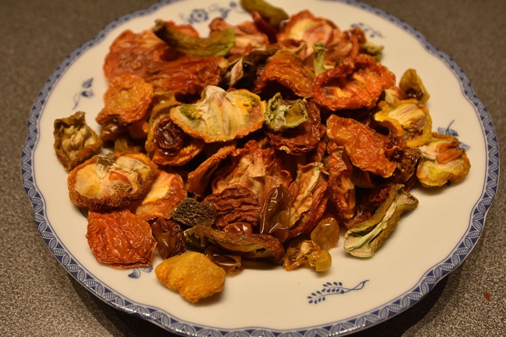 «Soltørkete» tomater Ingredienser Tomater Salt https://heidisboble.no/ @heidisboble