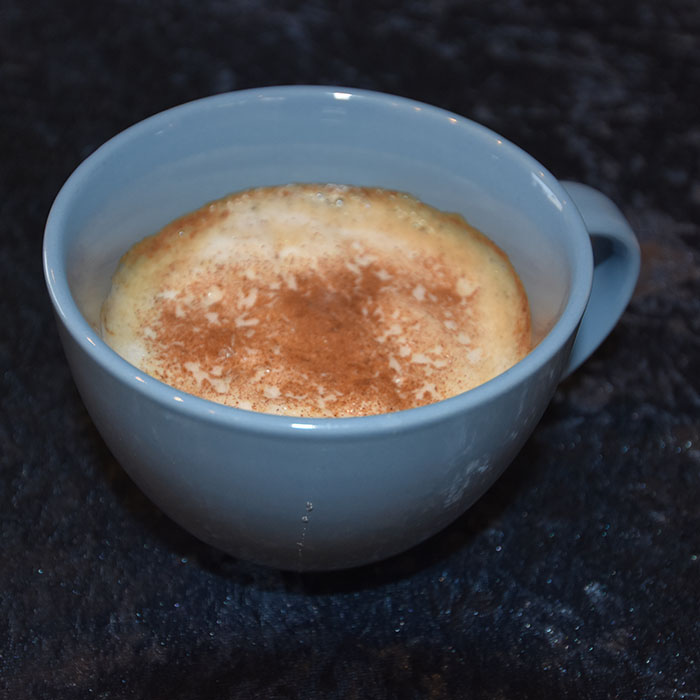 Gresskarpailatte - Starbucks sin oppskrift PUMPKIN SPICE LATTE … WITHOUT PUMPKIN (Starbucks) Ingredienser Kaffe (varm) 2 ts Honning ½ ts Gresskarpai-krydder (for oppskrift trykk HER) 2 dl Melk (varm) Tips! Du kan bruke den kaffen du ønsker i denne oppskriften. Topping (valgfritt): 1 knivsodd Gresskarpai-krydder (for oppskrift trykk HER) PUMPKIN SPICE LATTE … WITHOUT PUMPKIN (starbucks) Ingredienser Kaffe (varm) 2 ts Honning ½ ts Gresskarpai-krydder (for oppskrift trykk HER) 2 dl Melk (varm) Tips! Du kan bruke den kaffen du ønsker i denne oppskriften. Topping (valgfritt): 1 knivsodd Gresskarpai-krydder (for oppskrift trykk HER)