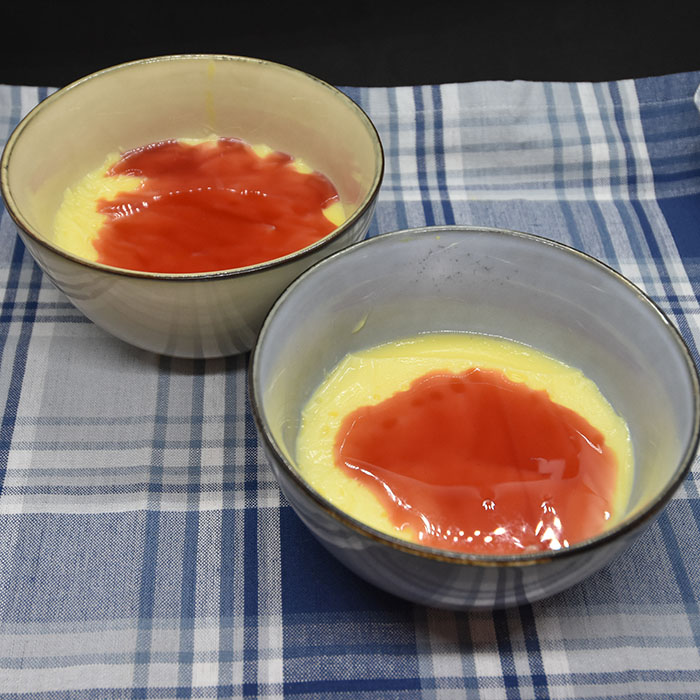 Mandelkjernepudding Ingredienser 8 dl H-melk (laktosefri) (alt. 5 melk og 3 fløte) 60 g Maisenna 2 ss Sukker 1 ts Vaniljesukker 2 Egg 50 g Mandler 3 Mandeldråper https://heidisboble.no/ @heidisboble