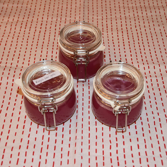 Rognebærgele Ingredienser 1 kg Rognebær 5 dl Vann Sukker (9 dl til 10 dl saft) Gelatin (om nødvendig) https://heidisboble.no/ @heidisboble