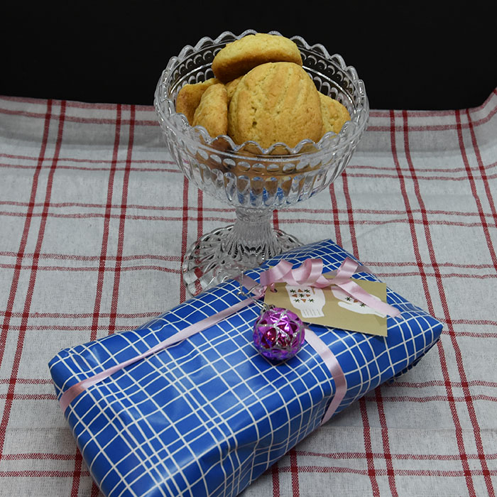 Farmors Serinakaker Ingredienser 150 g Smør 250 g Hvetemel 2 ts Bakepulver 2 ts Vaniljesukker 100 g Sukker 1-2 Egg https://heidisboble.no/ @heidisboble