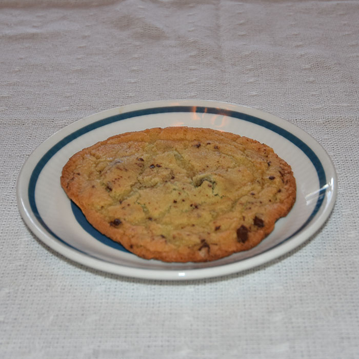 Cookies uten brunt sukker Ingredienser 115 g Smør 200 g Sukker 1 Egg 2 ts Vaniljesukker 225 g Hvetemel 1 ts Natrron 150 g Sjokolade og/eller pistasjnøtter (hakket) https://heidisboble.no/ @heidisboble