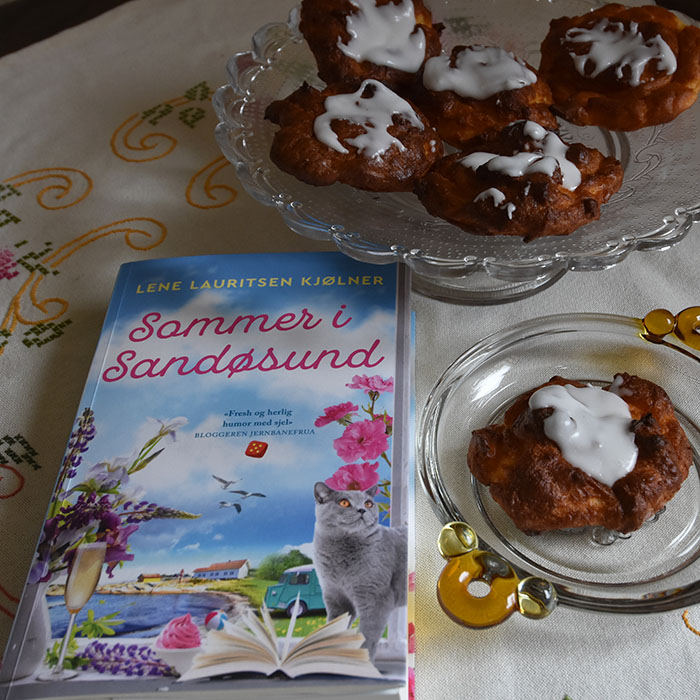 Kjølner, Lene Lauritsen (2022) «Sommer i Sandøsund», Fagervik forlag OG Sommerens wienerbrød Ingredienser 5 dl Melk 170 g Smør 200 g Hvetemel Ca 4 Egg Topping: Melis 2 dråper Sitron Vann https://heidisboble.no/ @heidisboble