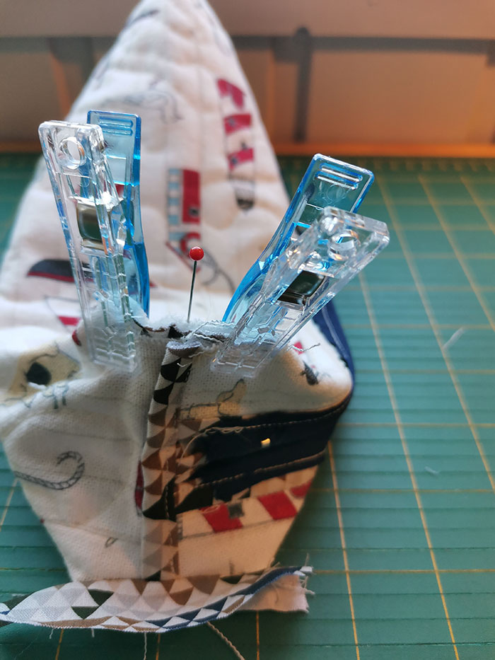 Sy et enkelt penal til skolestart Oppskrift på: https://heidisboble.no/ @heidisboble