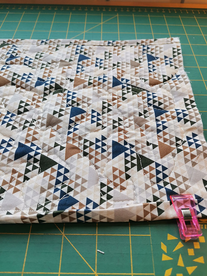 Sy et enkelt penal til skolestart Oppskrift på: https://heidisboble.no/ @heidisboble