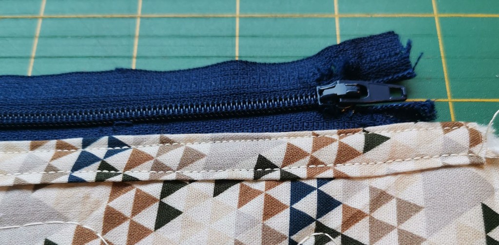 Sy et enkelt penal til skolestart Oppskrift på: https://heidisboble.no/ @heidisboble