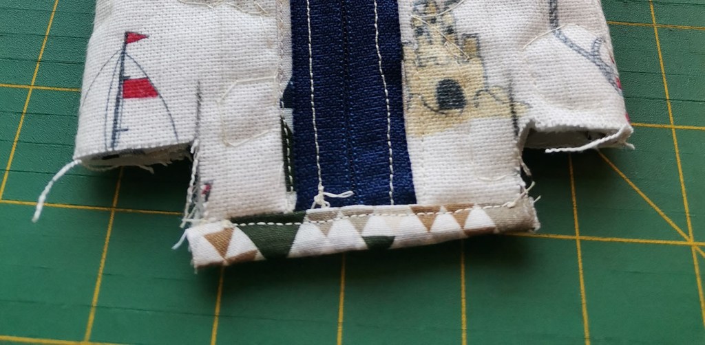 Sy et enkelt penal til skolestart Oppskrift på: https://heidisboble.no/ @heidisboble