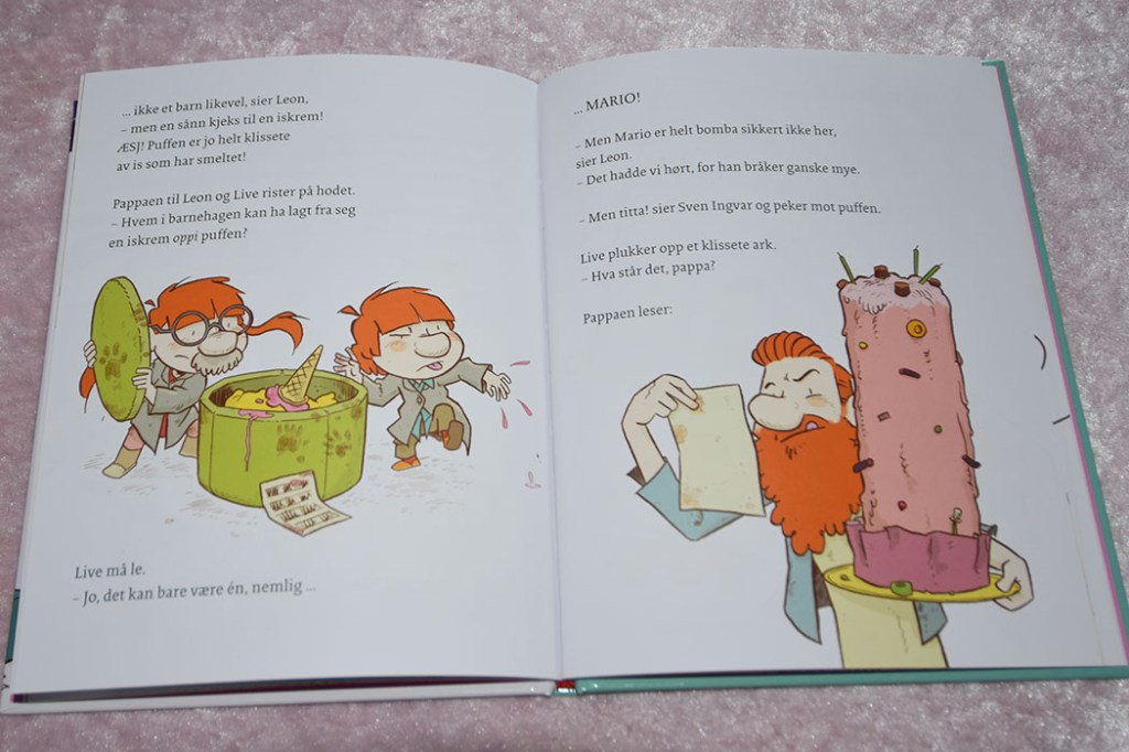 Mæhle, Lars og Skyllingstad Odd Henning (2022) «HVOR ER ALLE SAMMEN? Hallo-o? Det er bursdag», ENA Vigmostad og Bjørke OG Eplegele md vaniljesaus Ingredienser: 10 dl Eplesaft (Sterk ) - for oppskrift, trykk HER 1-2 ss Sukker (hvis nødvendig) 5-6 Gelatinblader Tips! Istedenfor eplesaft kan du koke inn 15 dl eplejuice til 10 dl, og ellers følge oppskriften Vaniljesaus (enkel): 5 dl Melk 2 Egg 1 ts Potetmel 1 ss Vaniljesukker 2-3 ss Sukker https://heidisboble.no/ @heidisboble