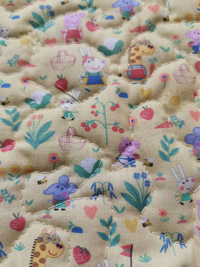 Sy et enkelt penal til skolestart Oppskrift på: https://heidisboble.no/ @heidisboble