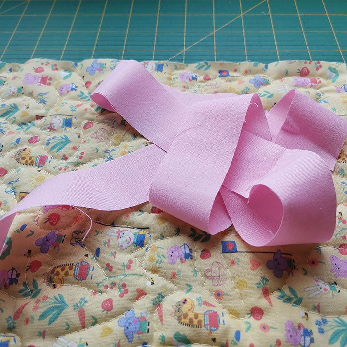 Sy et enkelt penal til skolestart Oppskrift på: https://heidisboble.no/ @heidisboble