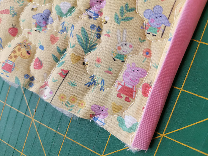 Sy et enkelt penal til skolestart Oppskrift på: https://heidisboble.no/ @heidisboble