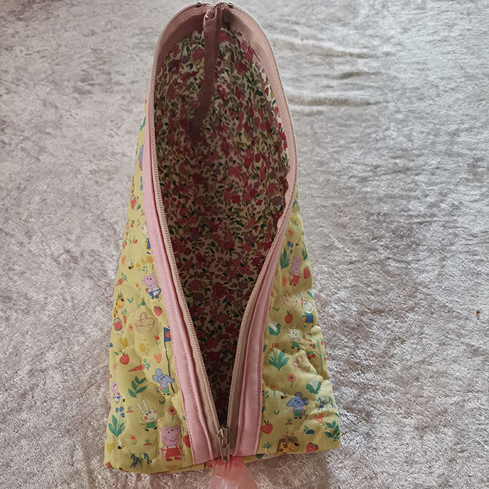 Sy et enkelt penal til skolestart Oppskrift på: https://heidisboble.no/ @heidisboble