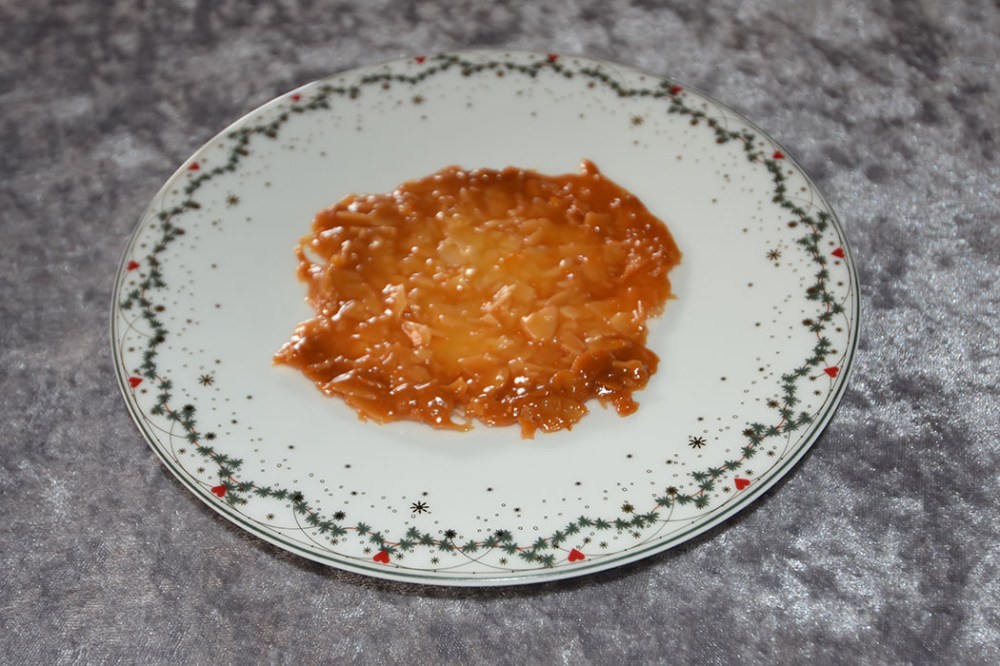 Florentinere med og uten sjokolade Ingredienser: 1 ts Appelsinskall (raspet) 30 g Mel 70 g Smør 60 ml Kremfløte 100 g Sukker 2 ss Honning 70 g Mandelflak Sjokoladedypp: 170 g Mørk sjokolade 115 g Smør 1 ss Sirup (lys) https://heidisboble.no/ @heidisboble