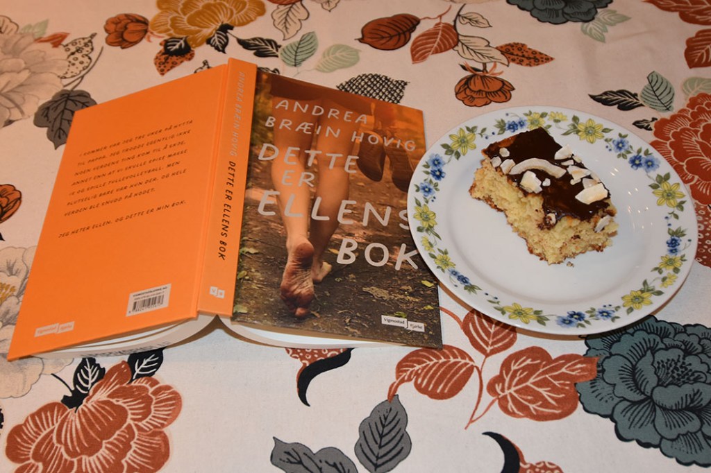 Hovig, Andrea Bræin (2022) «Dette er Ellens bok», Vigmostad Bjørke OG Kokos kake med sjokoladeglasur Ingredienser 200 g Margarin 200 g Sukker 2 Egg 200 g Hvetemel 200 g Kokosmasse 2 ts Bakepulver 2 ts Vaniljesukker 2 dl Melk Topping (valgfritt): Ca 1 dl Melis 2-3 ss Kaffe 1 ss Kakao 1 ts Vaniljesukker Kokoksflak (pynt https://heidisboble.no/ @heidisboble