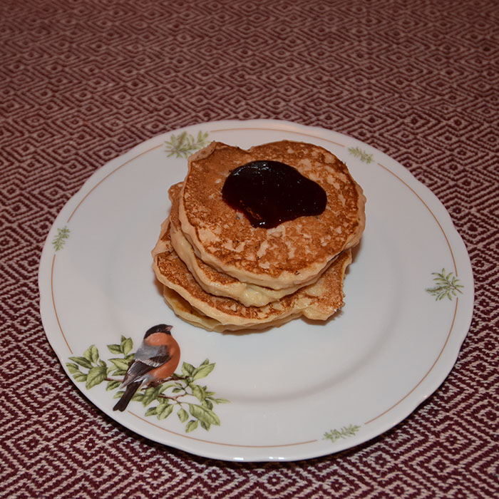 Rislapper Ingredienser: 5 dl Risengrynsgrøt (ferdig kokt) 2 Egg 2 dl Hvetemel ¼ ts Salt (valgfritt) Smør (til steking) https://heidisboble.no/ @heidisboble