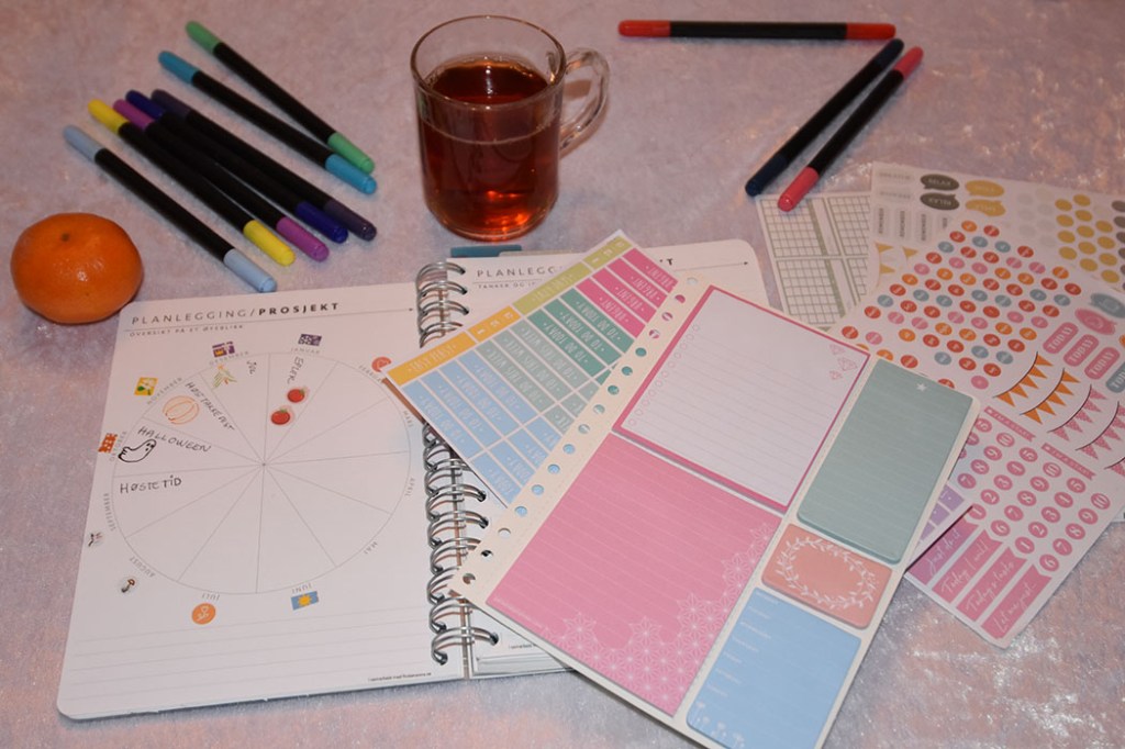 MIXBOK fra Personlig Almanakk™ @personligalmanakk #personligalmanakk https://www.personligalmanakk.com/NO/ https://heidisboble.no/ @heidisboble