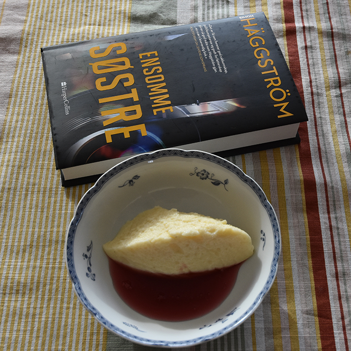 Häggström, Simon (2023) «Ensomme søstre», HarperCollins OG Polentagrøt Ingredienser: 6 ss Polentagryn 1 l Melk 2 - 3 ss Sukker 4 Mandeldråper https://heidisboble.no/ @heidisboble