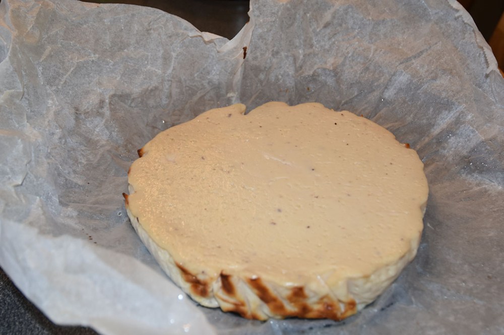 Yoghurtkake Ingredienser 5 dl Yoghurt 4 ss Sukker (100g) 4 Egg 40 g Maisenna https://heidisboble.no/ @heidisboble