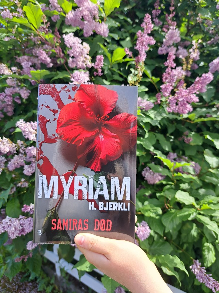 Bjerkli, Myriam, H (2024) «Samiras død», Bonnier Norsk forlag
https://heidisboble.no
@heidisboble
Foto: 20240611