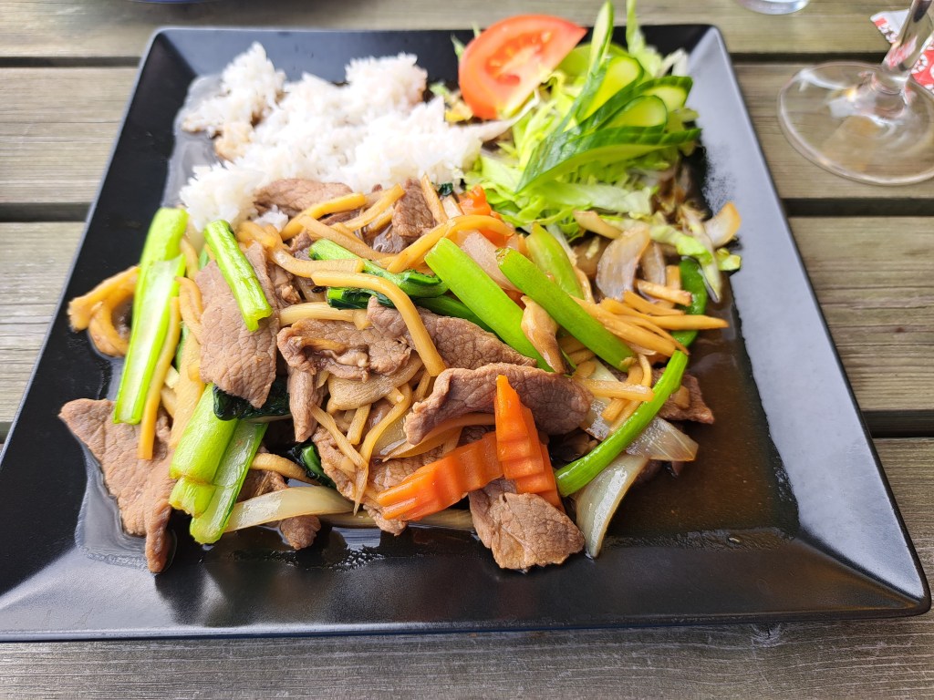 KING ROAD THAI CAMPING&RESTAURANG i Utanede Paviljongterassen 244, 844 93 Bispgården, Sverige Bilde tatt_ 20240622 @heidisboble www.heidisboble.no