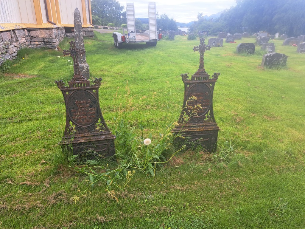 Valsøyfjord kirke:gård
Valsøyfjord kirke:
6687 Otnes
@heidisboble
www.heidisboble.no
bildet att 20240529