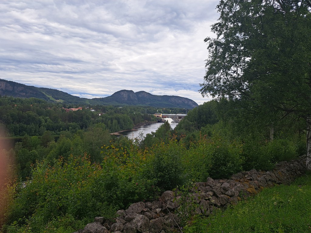Rugunda gamle kirke Pålgård 228, 844 91 Hammarstrand @Heidisiboble www.heidisboble.no bilde tatt 20240622