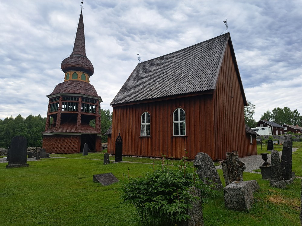 Håsjö gamla kyrka Håsjö gamla kyrka 110, 844 97 Kälarne @Heidisiboble www.heidisboble.no bilde tatt 20240622