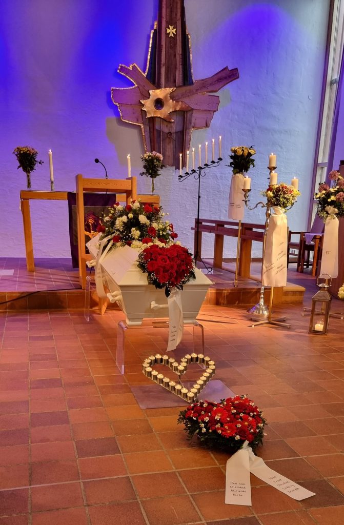 Kolstadkirke Bilde tatt 20250508 @heidisboble www.heidisboble.no